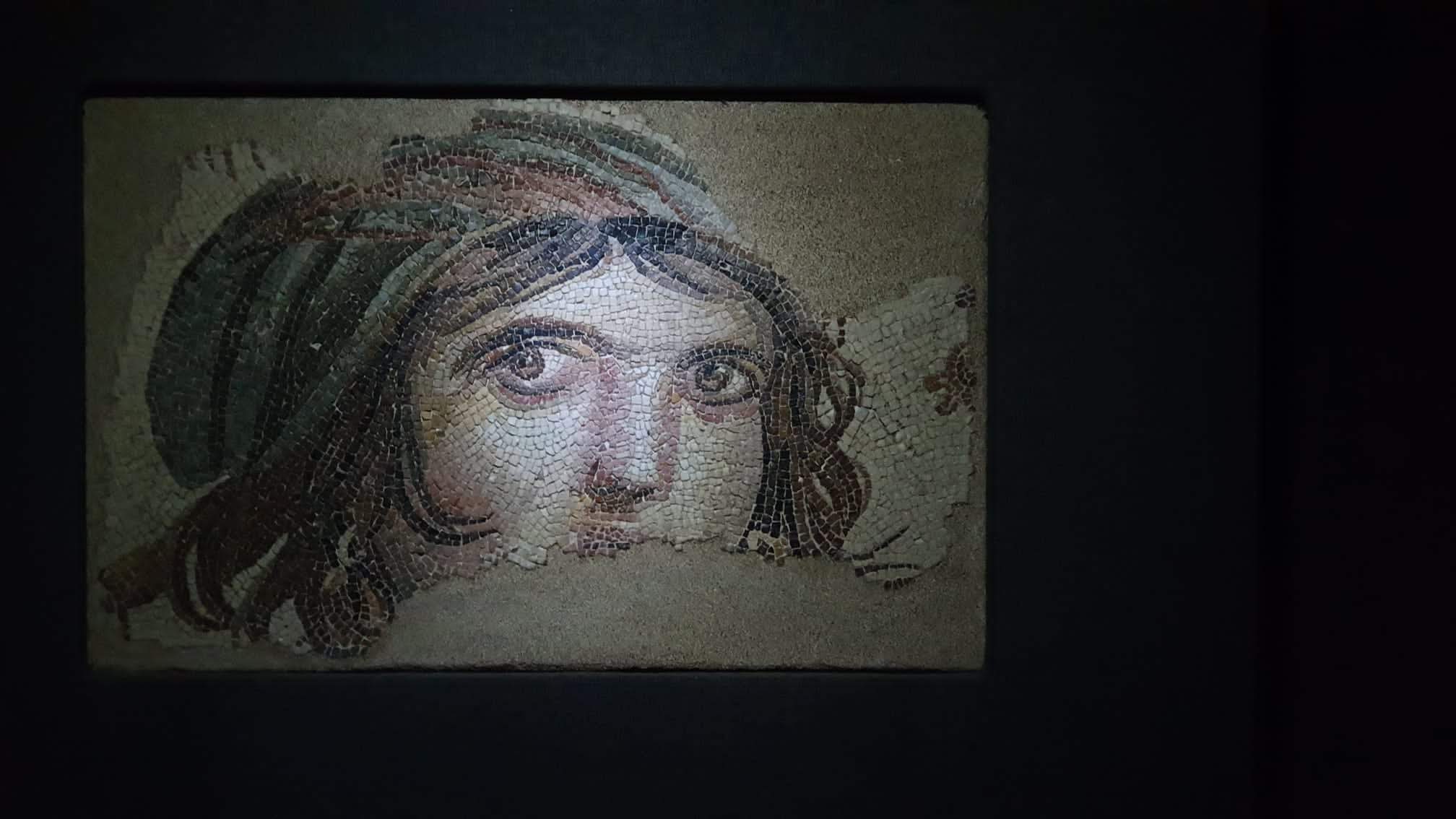 zeugma müzesi Çingene kızı